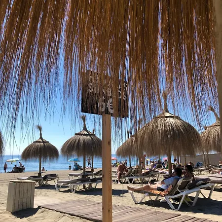 Lägenhet Hermoso Piso En El Centro Historico Con Balcon Estepona